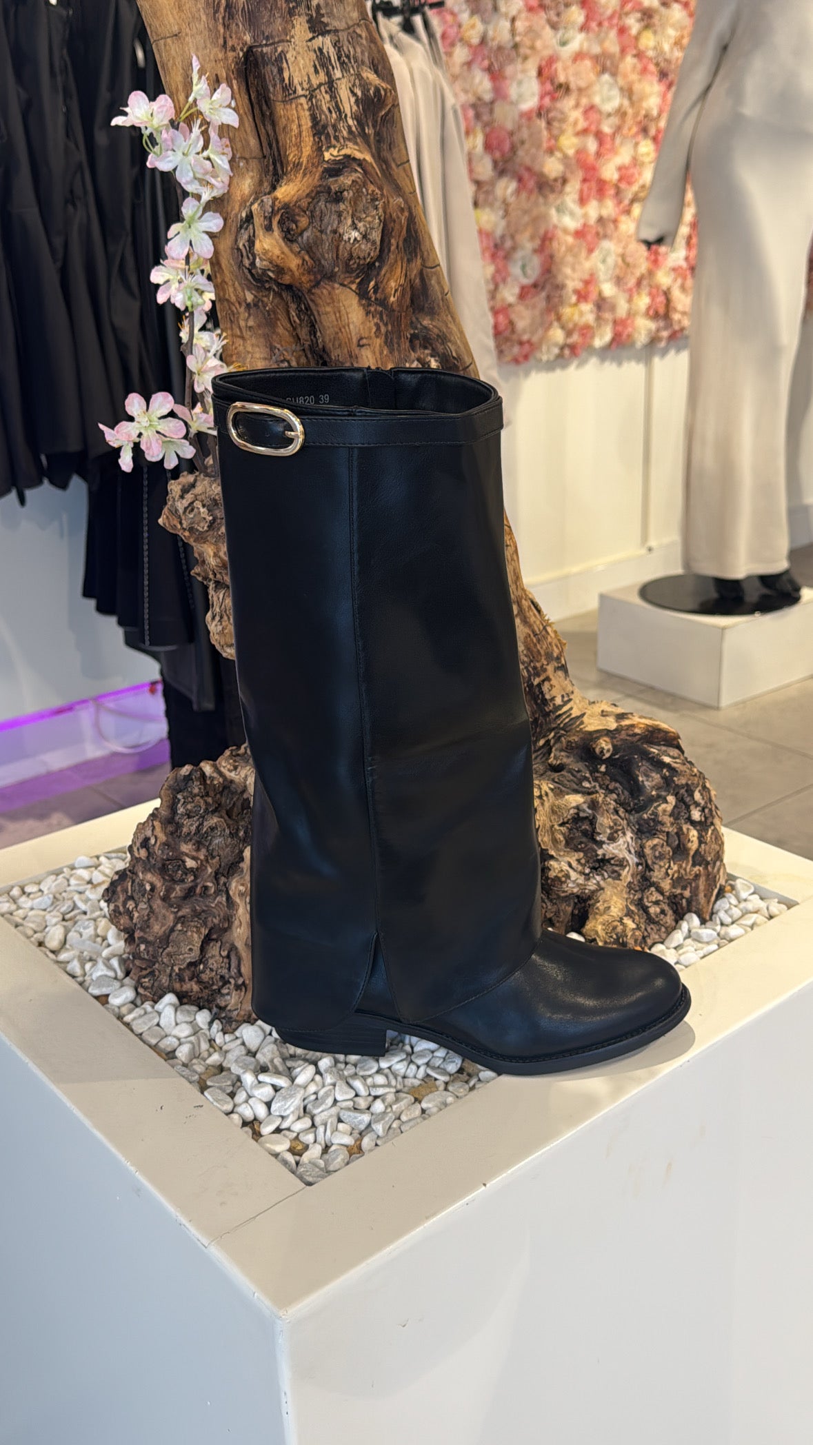 Boots Black
