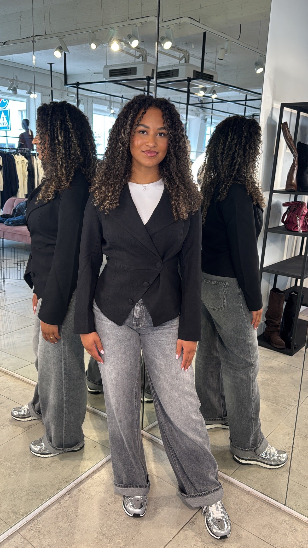 Mandy Blazer - Black