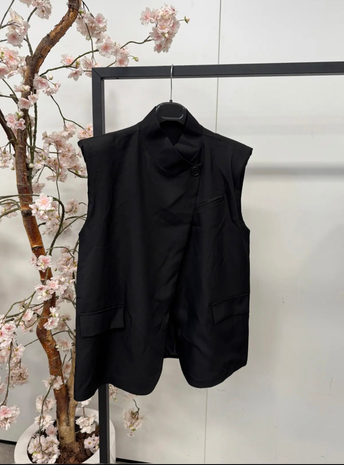 Lara Gilet - Black