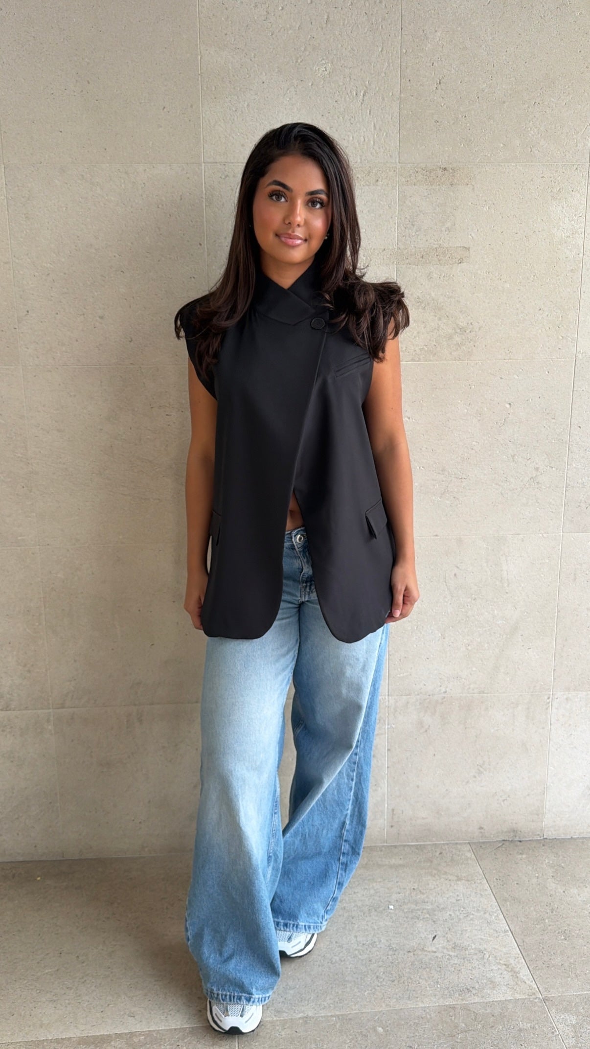 Lara Gilet - Black
