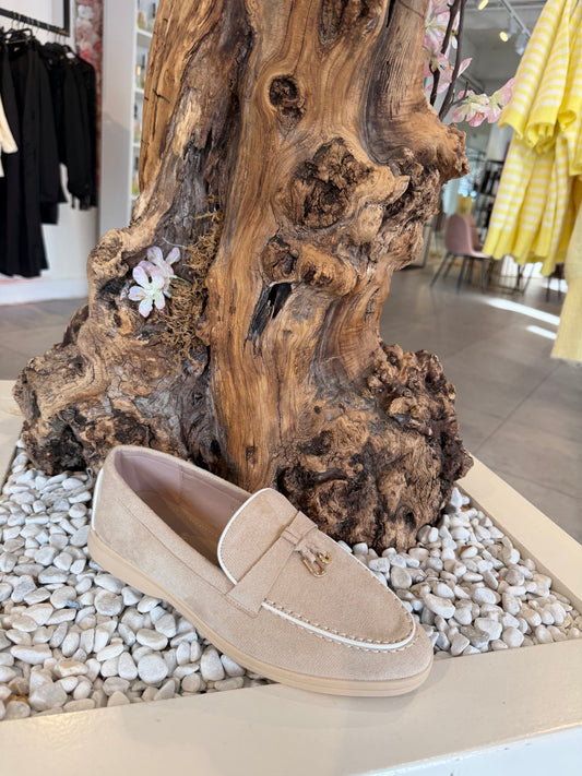 Loafers Beige