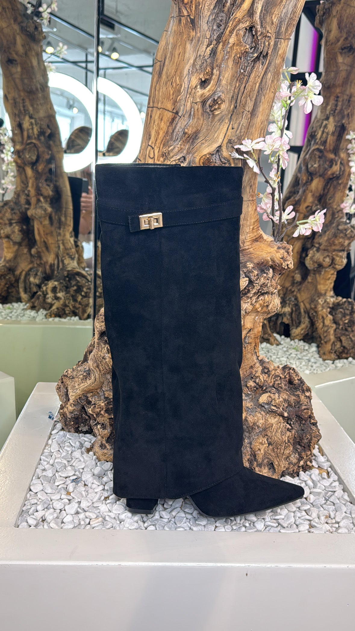 Boots Black